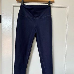 Navy Alo High Wasted Airbruch Leggings